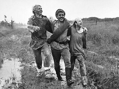 Sergey Bekhterev, Aleksey Buldakov, and Aleksandr Kuznetsov in Nebyvalshchina (1984)