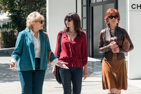 Candice Bergen, Jane Fonda, and Mary Steenburgen in Book Club (2018)