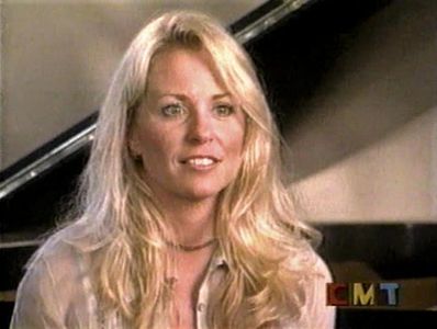 Deana Carter in The Music of Hope Floats (1998)