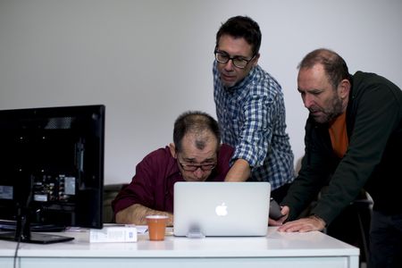 Shooting TV series pilot with Luis Sánchez-Gijón and Javier Suárez