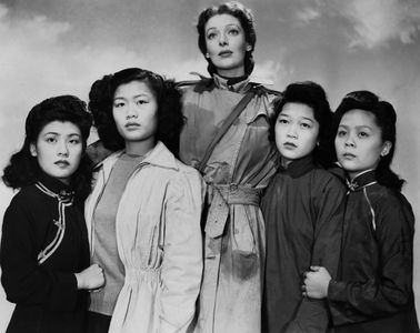 Frances Chan, Marianne Quon, Jessie Tai Sing, Soo Yong, and Loretta Young in China (1943)
