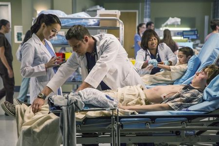 Justin Chambers, Chandra Wilson, Camilla Luddington, AJ Achinger, and Nicolas Bechtel in Grey's Anatomy (2005)