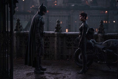 Robert Pattinson and Zoë Kravitz in The Batman (2022)