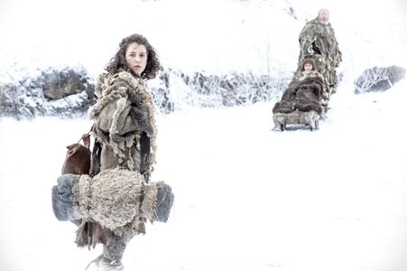 Ellie Kendrick, Isaac Hempstead Wright, and Kristian Nairn in Game of Thrones (2011)