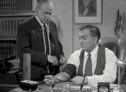 Thomas Gomez and Ludwig Stössel in Who Done It? (1942)