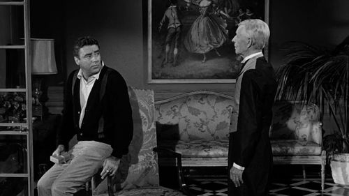 Cyril Delevanti and Peter Lawford in Dead Ringer (1964)
