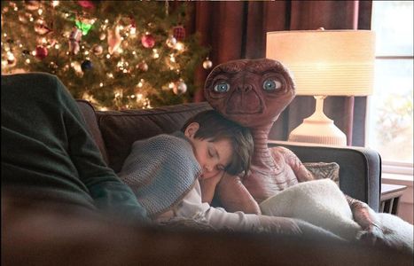 Zebastin Borjeau in E.T.: A Holiday Reunion (2019)