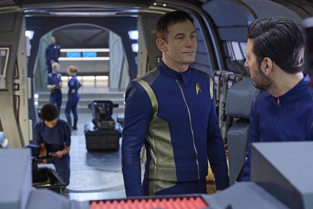 Jason Isaacs, Sonequa Martin-Green, Shazad Latif, and Mary Wiseman in Star Trek: Discovery (2017)