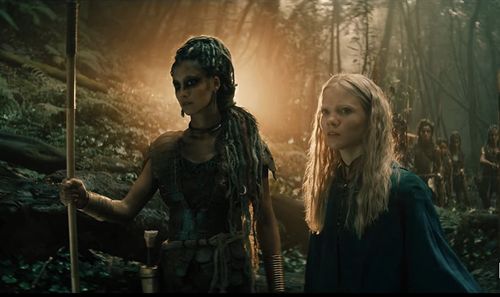 Nóra Trokán and Freya Allan in The Witcher