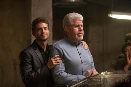 Ron Perlman and Julian Morris in Hand of God (2014)