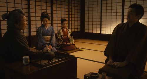 Pinko Izumi, Ryôsuke Nogi, Ayako Kobayashi, and Manami Igashira in Oshin (2013)