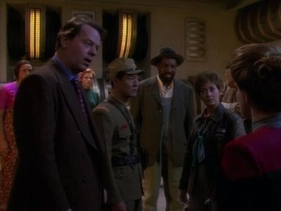 Kate Mulgrew, Sharon Lawrence, David Graf, James Saito, and Mel Winkler in Star Trek: Voyager (1995)