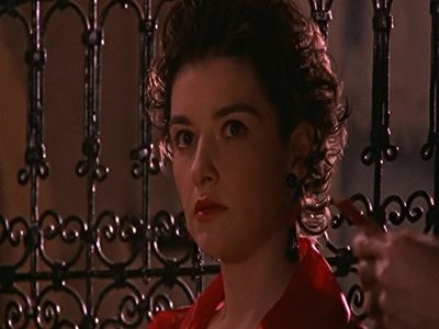 Victoria Scarborough in Relic Hunter (1999)