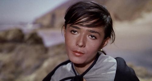 Pina Pellicer in One-Eyed Jacks (1961)