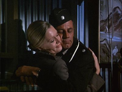 McLean Stevenson and Sheila Lauritsen in M*A*S*H (1972)