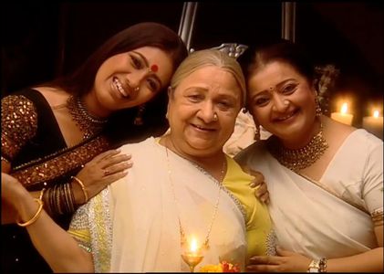 Apara Mehta, Sudha Shivpuri, and Kamalika Guha Thakurta in Kyunki Saas Bhi Kabhi Bahu Thi (2000)
