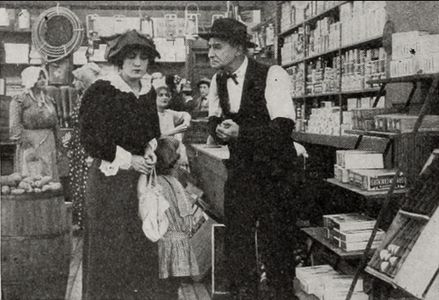 Vola Vale in The Chain of Evidence (1916)