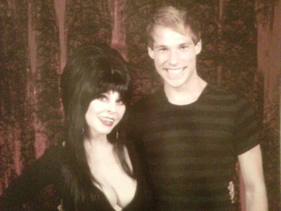 with Cassandra Peterson(Elvira: Mistress of the Dark).2009