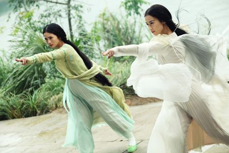 Charlene Choi and Shengyi Huang in The Sorcerer and the White Snake (2011)