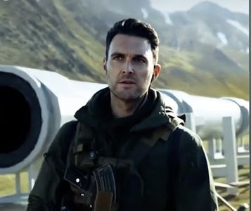 Owain Yeoman in SAS: Red Notice (2021)