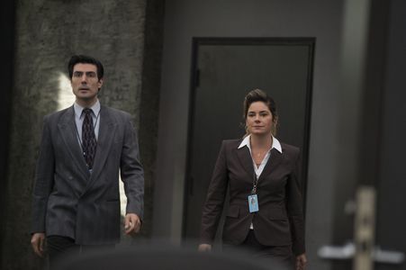 Jamie Neumann and Louis Cancelmi in The Looming Tower (2018)