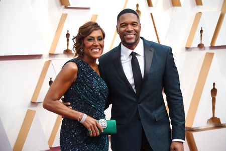 Robin Roberts and Michael Strahan at an event for The Oscars (2020)