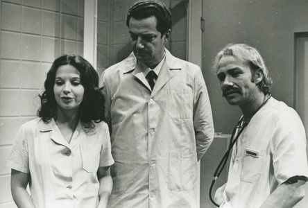 Maria Isabel de Lizandra, Stênio Garcia, and Henrique Martins in Hospital (1971)
