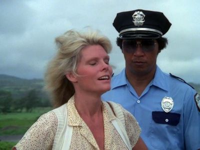 Cathy Lee Crosby in Hawaii Five-O (1968)