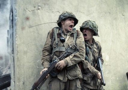 Rick Gomez and Rick Warden in Band of Brothers (2001)