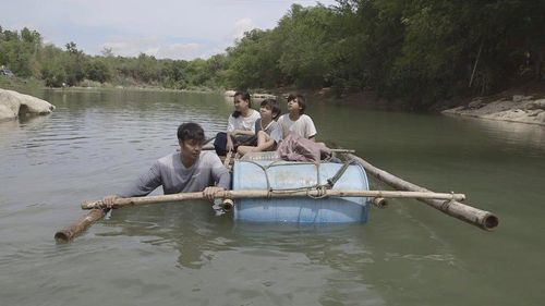 Zanjoe Marudo, Xyriel Manabat, Louise Abuel, and Yñigo Delen in Maalaala Mo Kaya (1991)