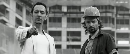 Júlio Andrade and Irandhir Santos in The Eye of the Beholder (2014)
