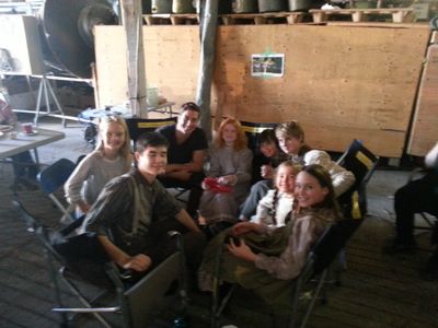 Kadence with the kids of Coal Valley from Season 1 of When Calls the heart. Daniel Lissing sat down to play some games i