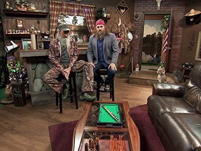 Si Robertson and Willie Robertson in Going Si-ral (2016)