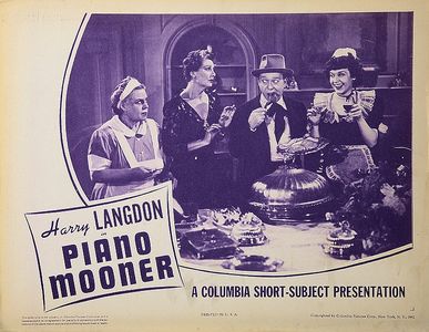 Harry Langdon, Betty Blythe, Fifi D'Orsay, and Gwen Kenyon in Piano Mooner (1942)