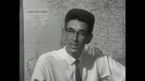 Jacques Vallee in Atome et galaxies (1963)