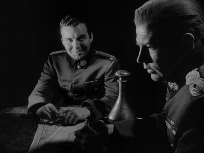 Stephen Coit and Kenneth Harp in Fear and Desire (1953)