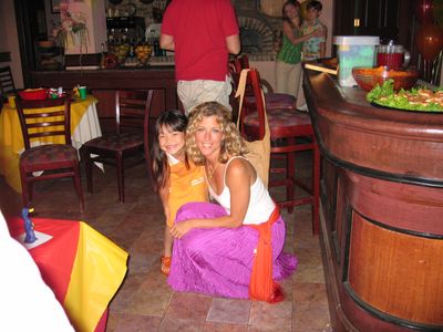 Kylie on the set of Guiding Light in 2005 with actress Laura Wright, who played Cassie Winslow.