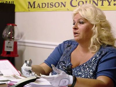 Beth Chapman in Dog and Beth: On the Hunt (2013)