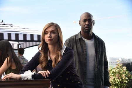 D.B. Woodside and Lauren Lapkus in Lucifer (2016)