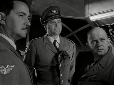 Niall MacGinnis, Hector MacGregor, and John Salew in No Highway in the Sky (1951)