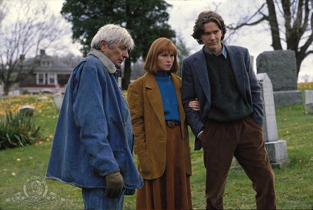 Timothy Hutton, Amy Madigan, and Royal Dano in The Dark Half (1993)