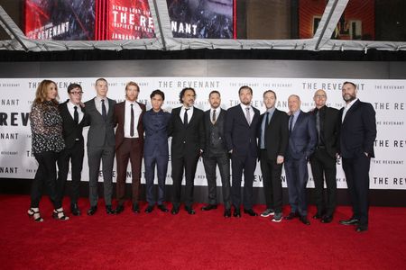 Leonardo DiCaprio, Alejandro G. Iñárritu, Tom Hardy, Emmanuel Lubezki, Domhnall Gleeson, Will Poulter, Joshua Burge, and