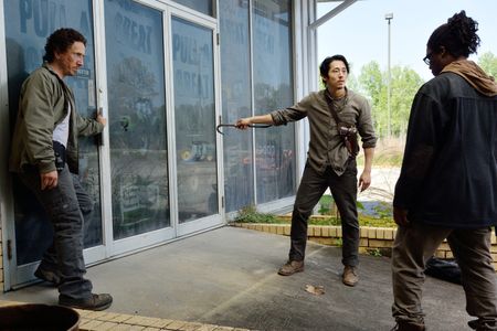 Michael Traynor, Steven Yeun, and Corey Hawkins in The Walking Dead (2010)