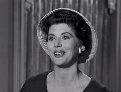 Narda Onyx in The Beverly Hillbillies (1962)