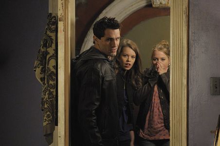 Sam Witwer, Imogen Haworth, and Erica Deutschman in Being Human: When I Think About You I Shred Myself (2012)