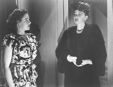Claudia Drake and Mary Beth Hughes in The Lady Confesses (1945)