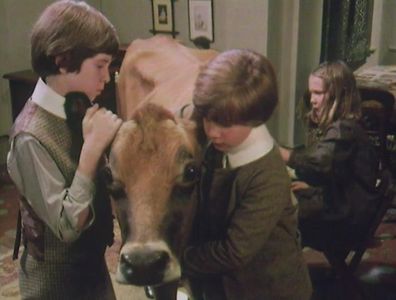 Max Harris, Tamzin Neville, and Gary Russell in The Phoenix and the Carpet (1976)
