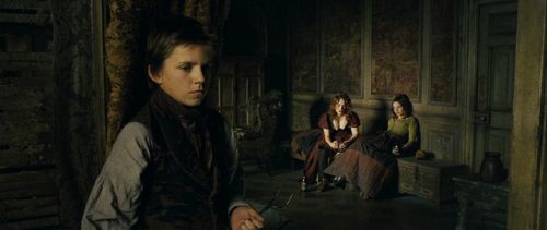 Leanne Rowe, Harry Eden, and Ophelia Lovibond in Oliver Twist (2005)