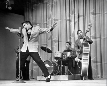 Elvis Presley, Bill Black, D.J. Fontana, and Scotty Moore in The Milton Berle Show (1948)