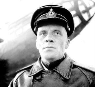 Aleksandr Filippenko in Torpedo Bombers (1983)